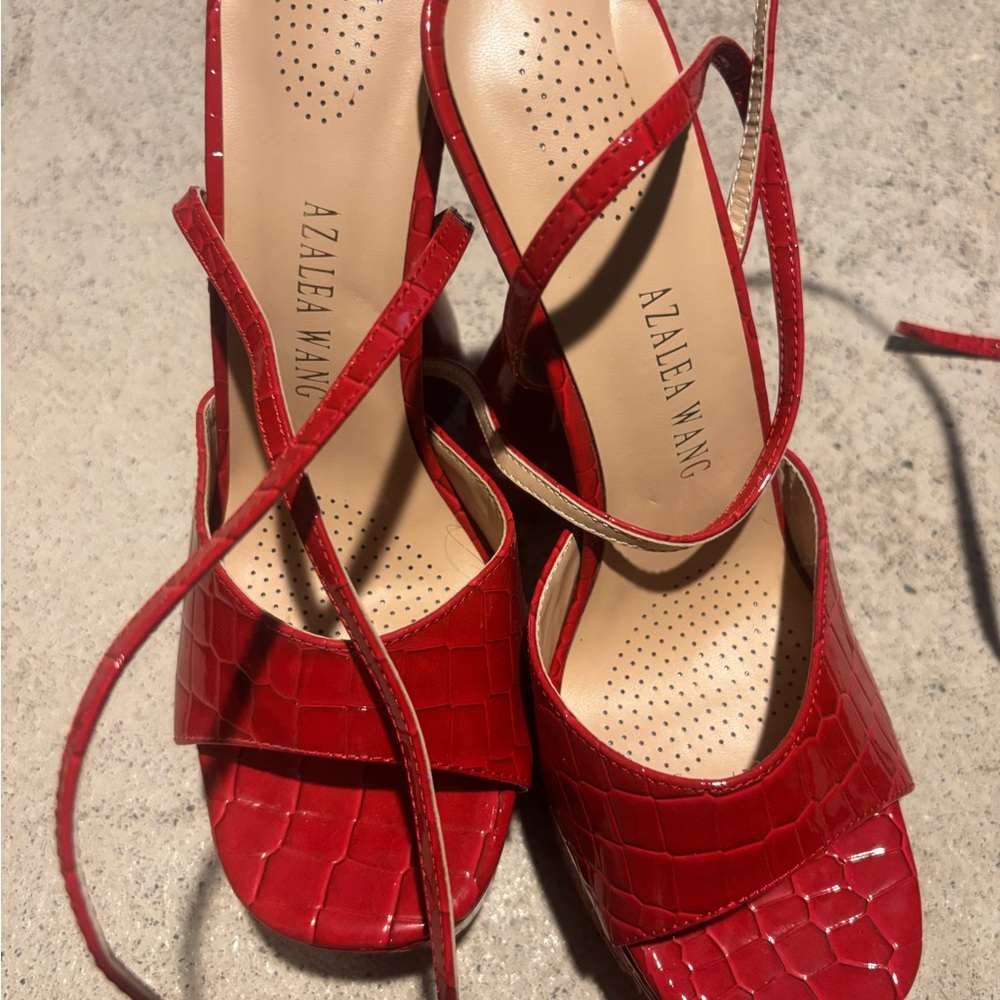 Azalea Wang Red Croc-Embossed Platform Heels - Picture 8 of 10